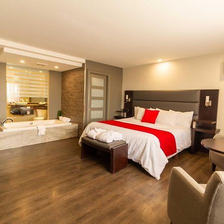 Hotel Le Voyageur Sept lles Bagian luar foto